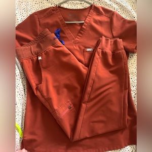 Figs S Auburn scrub set